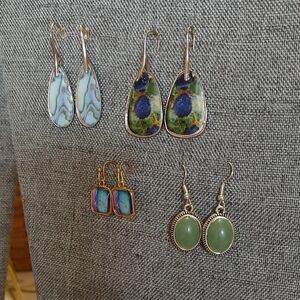 NWOT Four Pair Of Women's Drop Earrings